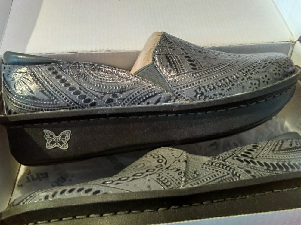 Brand new Algeria size 39